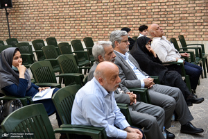 بزرگداشت چهل و یکمین سالگرد شهادت دکتر بهشتی در موسسه دین و اقتصاد