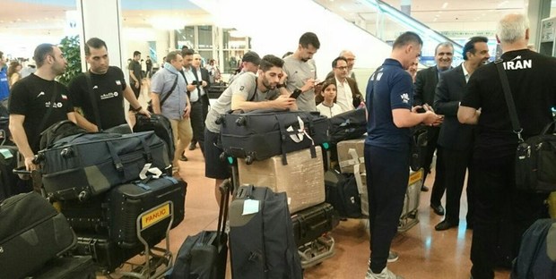 تیم ملی والیبال به ژاپن رسید+عکس
