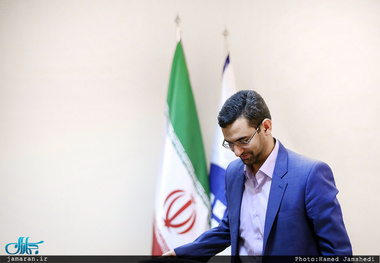 آذری جهرمی: هیچ قاضی نمی تواند درباره همه شهروندان حکم کلی صادر کند