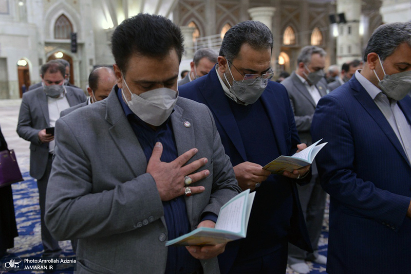 تجدید میثاق جمعی از مدیران اداره کل ثبت احوال استان تهران با آرمان های امام خمینی (س)