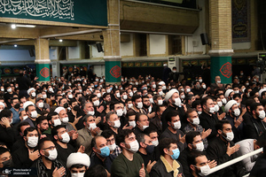 پنجمین شب مراسم عزاداری حضرت فاطمه‌ زهرا (س) در حسینیه امام خمینی