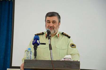 فرمانده نیروی انتظامی: هدف اصلی تروریست ها ایران است