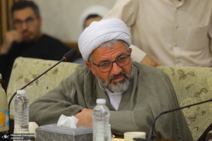 سفر رئیس جمهوری به قم و دیدار با مراجع و علما -2