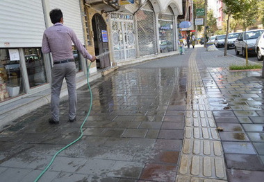 شهروندان در مصرف بهینه آب اهتمام بیشتری داشته باشند