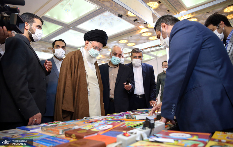 بازدید رهبر معظم انقلاب از سی و‌‌ چهارمین نمایشگاه بین‌المللی کتاب تهران