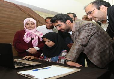 گزارش وزیر ارتباطات از کودکانی که در دانشگاه صنعتی شریف برنامه نویسی می‌کنند