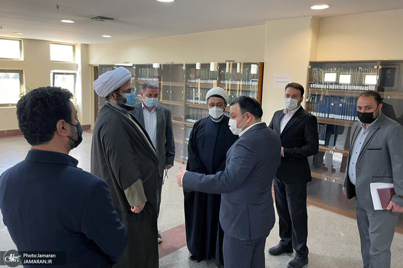 جلسه مشترک شورای معاونین موسسه تنظیم و نشر آثار امام خمینی(ره) و هیات رئیسه پژوهشکده امام خمینی و انقلاب اسلامی