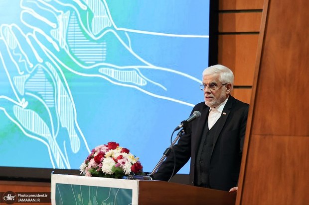 عارف: فرهنگ‌سازی حلقه کلیدی حفاظت از محیط‌زیست است/ تأمین حقابه تالاب‌ها از اولویت‌های قطعی چهاردهم است/ ده‌ها تالاب کشور در کنوانسیون جهانی رامسر ثبت شده‌اند که نشان‌دهنده ارزش زیست‌محیطی آن‌هاست