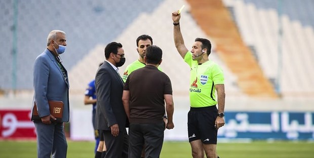 کارشناسی داوری استقلال و گل گهر| قاضی میدان متئو لاهوز شد!