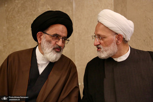 مراسم ختم مادر همسر حجت السلام ‌و المسلمین علی اکبر ناطق نوری و عباس آخوندی