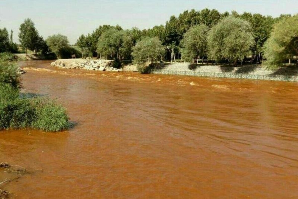 تاثیر تغییر رنگ زاینده رود بر محصولات کشاورزی اصفهان