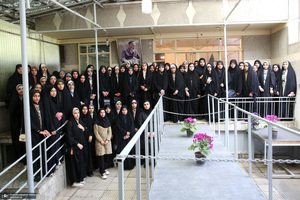 بازدید جمعی از دانشجویان دانشگاه فرهنگیان اراک از بیت امام خمینی (س) در جماران