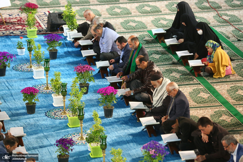 محفل انس با قرآن کریم در حرم مطهر حضرت عبدالعظیم حسنی (ع)