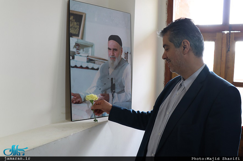 بازدید وزیر صنعت، معدن‎ و تجارت از بیت تاریخی امام در خمین