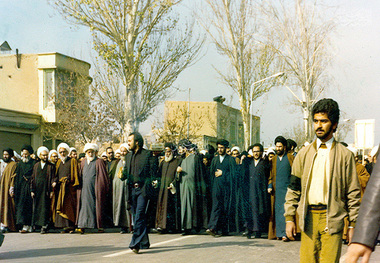 نگاهی به خروش انقلابیون مشهد در آذر و دی ماه 57