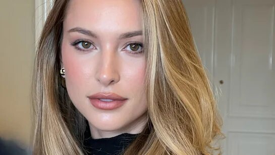 دختر استیو جابز اینترنت را منفجر کرد 