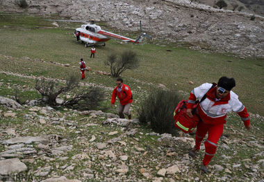 امدادرسانی به ۸۳ خانوار گرفتار در برف اندیکا