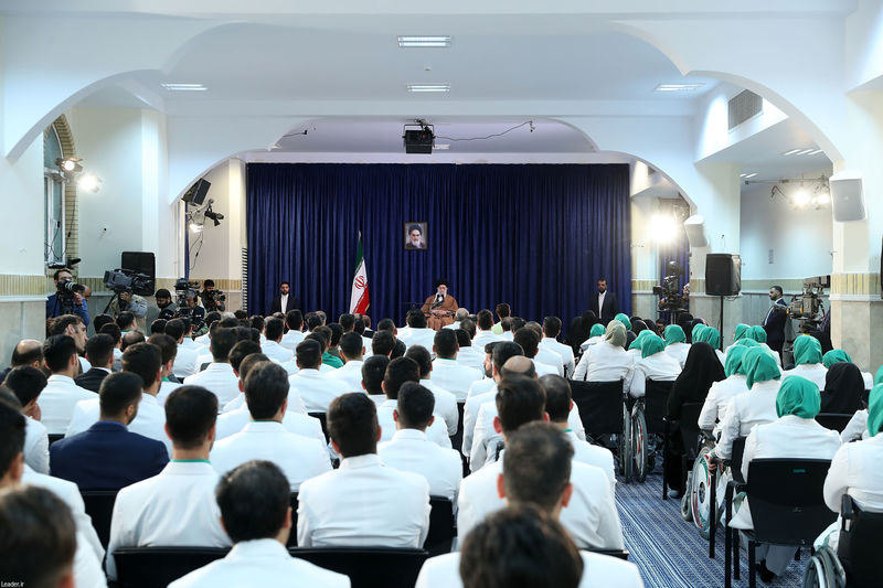 دیدار مدال‌آوران کاروان ورزشی ایران در بازی‌های پاراآسیایی اندونزی با رهبر معظم انقلاب