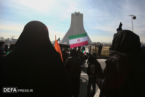 راهپیمایی 22 بهمن در تهران -2