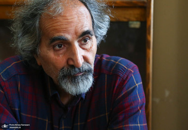 آزاد ارمکی: اعتراضات اخیر نشان می‌دهد جامعه ایران زنده است