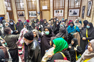 بازدید کاروان های زیارتی کشور پاکستان از بیت امام در نجف