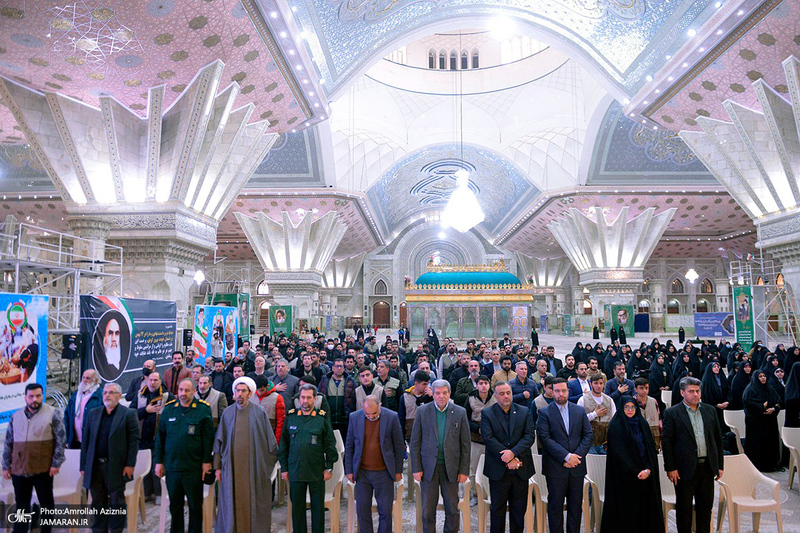 رزمایش کمک مومنانه با اهدای ۳۰۰ دستگاه ویلچر به بهزیستی در حرم امام  خمینی (س)