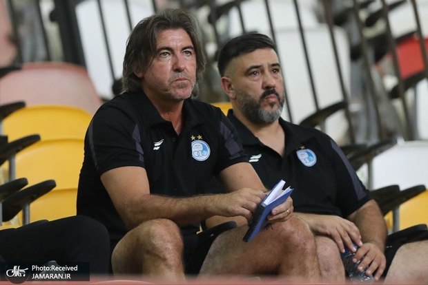 انتقاد تند ساپینتو از بازیکنان: این چه بازی بود؟