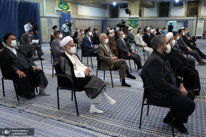 دیدار میهمانان کنفرانس وحدت اسلامى‌ و جمعی از مسئولان نظام با رهبر معظم انقلاب