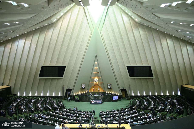 نمایندگان مجلس درباره گرانی و تصمیمات اقتصادی دولت هشدار دادند