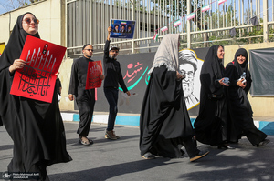 مراسم وداع با رهبر شهید انقلاب در مصلی تهران -2