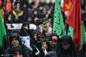 همایش بانوان عاشورایی در حرم مطهر امام خمینی (س)