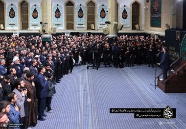  مراسم عزاداری شب شهادت حضرت زهرا(س) در حسینیه امام خمینی(ره) برگزار شد