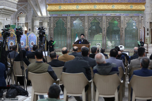 تجدید میثاق رئیس و جمعی از مدیران سازمان صداوسیما با آرمان‌های امام خمینی(س)-2