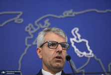 ایران اقدام نیروی دریایی آمریکا در تعرض به یک شناور تجاری در دریای کارائیب را محکوم کرد