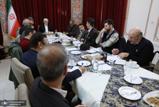 عارف: فراموشی و‌ بی‌توجهی به ریشه حوادث، فاصله ناآرامی‌ها را کوتاه‌تر می‌کند/ باید بررسی شود چرا جوانان کشور در برابر یکدیگر قرار گرفتند/ کشور با مسئله جدی سرمایه اجتماعی روبه‌رو است