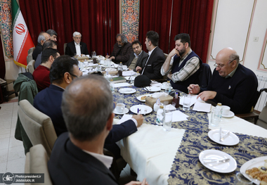 عارف: فراموشی و‌ بی‌توجهی به ریشه حوادث، فاصله ناآرامی‌ها را کوتاه‌تر می‌کند/ باید بررسی شود چرا جوانان کشور در برابر یکدیگر قرار گرفتند/ کشور با مسئله جدی سرمایه اجتماعی روبه‌رو است