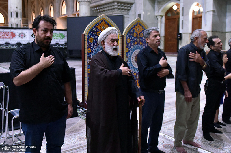 مراسم عزاداری ظهر عاشورا در حرم مطهر امام خمینی