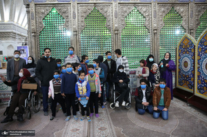 دیدار رئیس سازمان بهزیستی و جمعی از توان یابان این سازمان با سید حسن خمینی