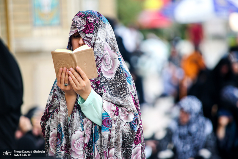 مراسم دعای عرفه و وداع با شهدای گمنام