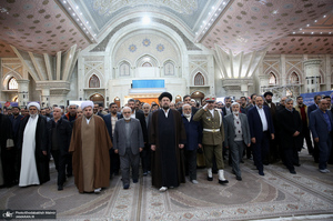 دیدار رئیس، مدیران و جمعی از کارکنان کمیته امداد امام خمینی (ره) با سید حسن خمینی