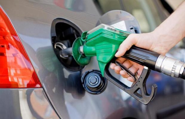 رکورد مصرف بنزین در گیلان شکسته شد