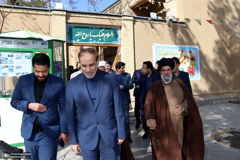 بازدید معاون قوه قضاییه از بیت و زادگاه امام در خمین‎