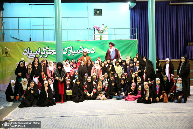 تجدید میثاق دانش آموزان موسسه فرهنگی شهید اسکندری با امام (س) در حسینیه جماران