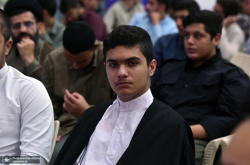 آئین آغاز سال تحصیلی حوزه علمیه استان تهران در حرم امام خمینی