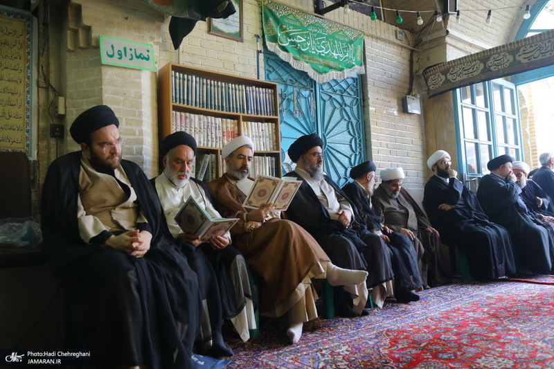 مراسم تشییع همسر مرحوم آیت الله راستی کاشانی (ره)