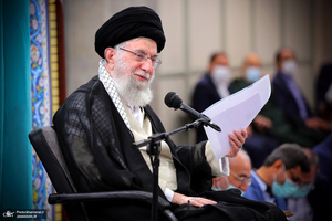 قرائت خطبه عقد خواهر شهید مدافع حرم مجید قربانخانی توسط رهبر انقلاب