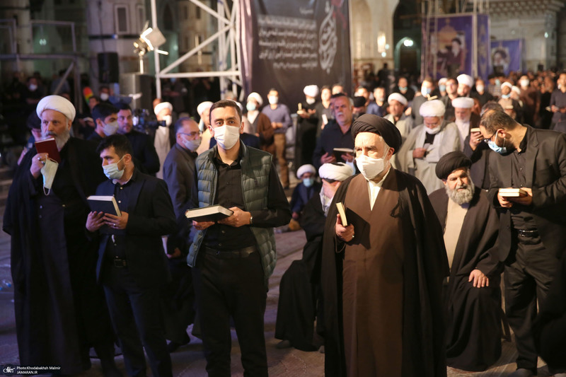 مراسم احیای شب بیست و یکم ماه رمضان در حرم مطهر امام خمینی (س)