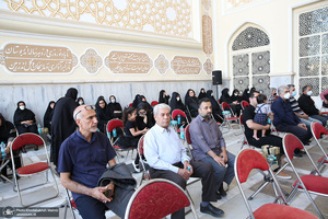 مراسم سالگرد مادر حجت الاسلام و المسلمین ساعدی در حرم امام خمینی‎ (س)