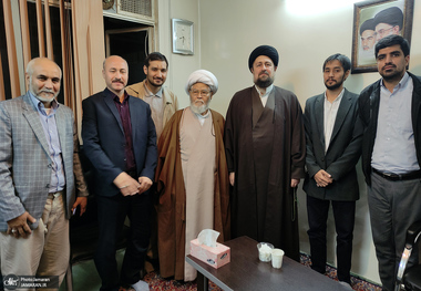 دیدار رئیس شورای علمای شیعه افغانستان با سید حسن خمینی