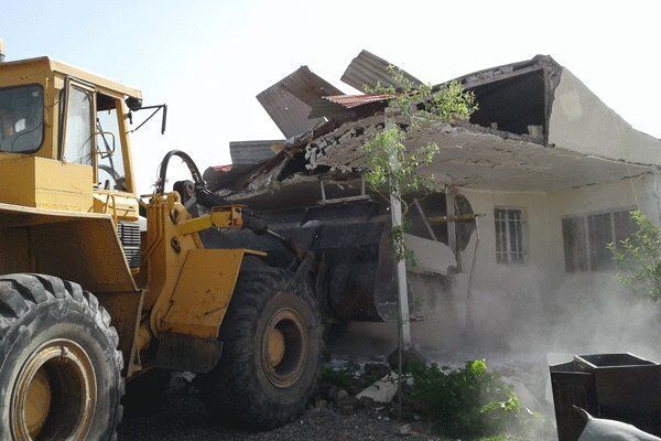 چهارهکتار زمین کشاورزی در فردیس آزادسازی شد